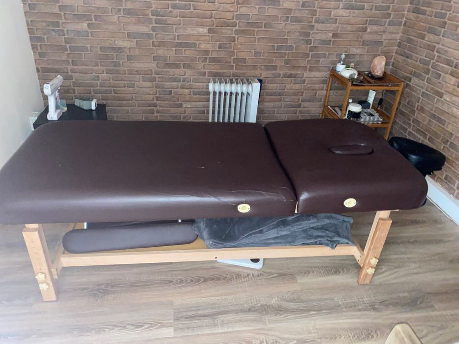 MARQUESA MASSAGEMTOM CASTANHO