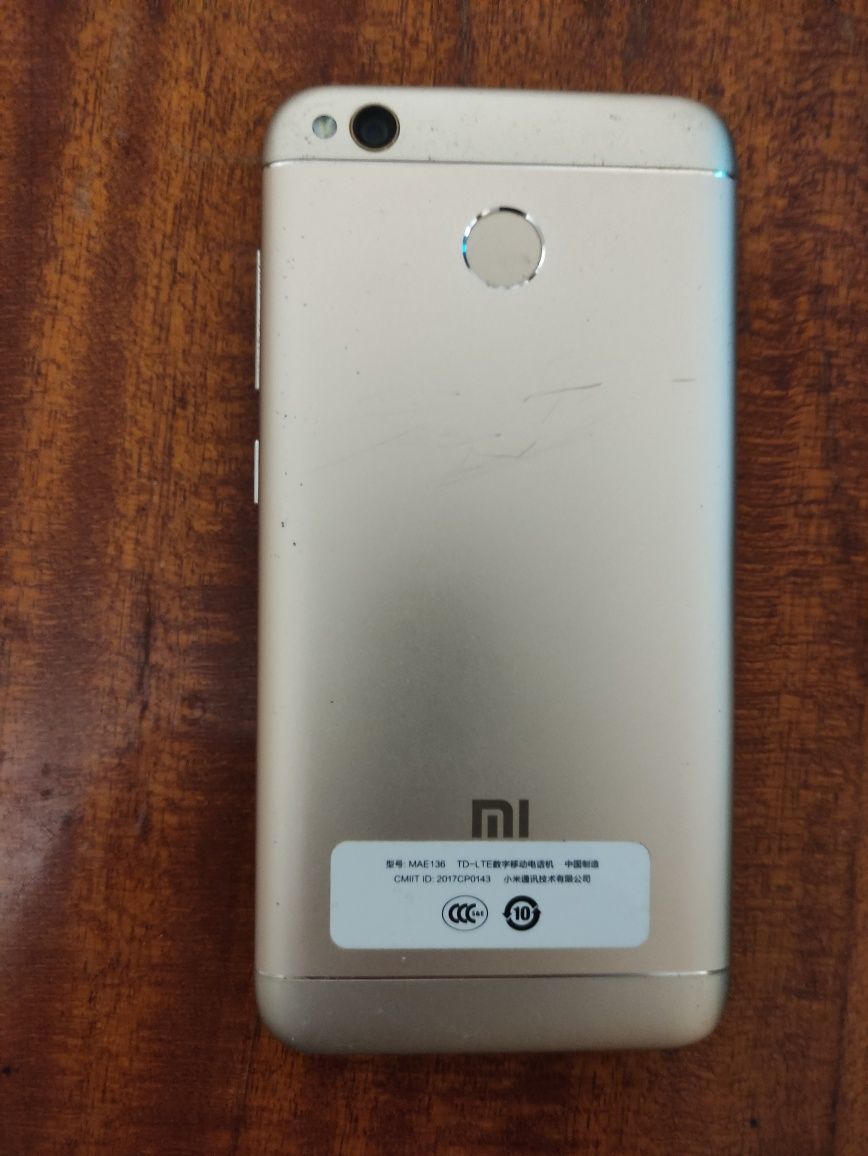 Телефон Xiaomi Redmi