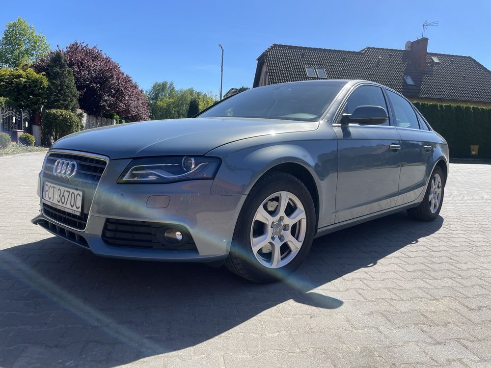 Audi A4 2009 2.0 TDI 140 km