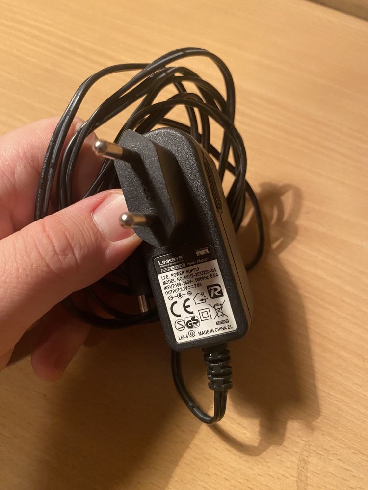 Router Linksys 2 szt + zasilacz