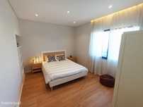 806756 - Quarto com cama de casal em casa com 4...