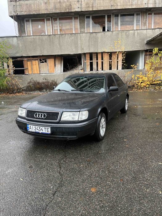 Продам в нормльному станы Audi 100