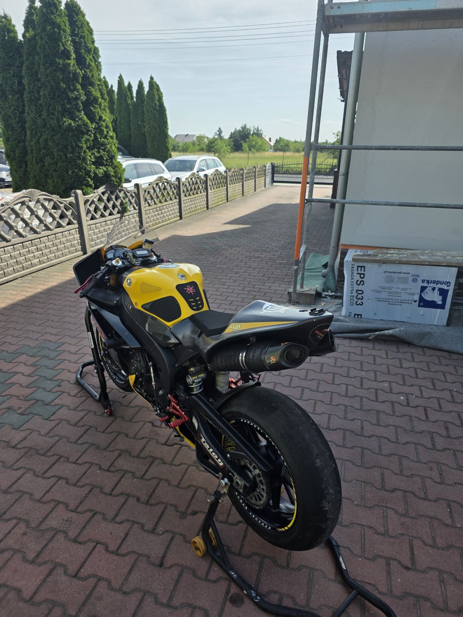Yamaha R1 RN19 Motocykl na Tor