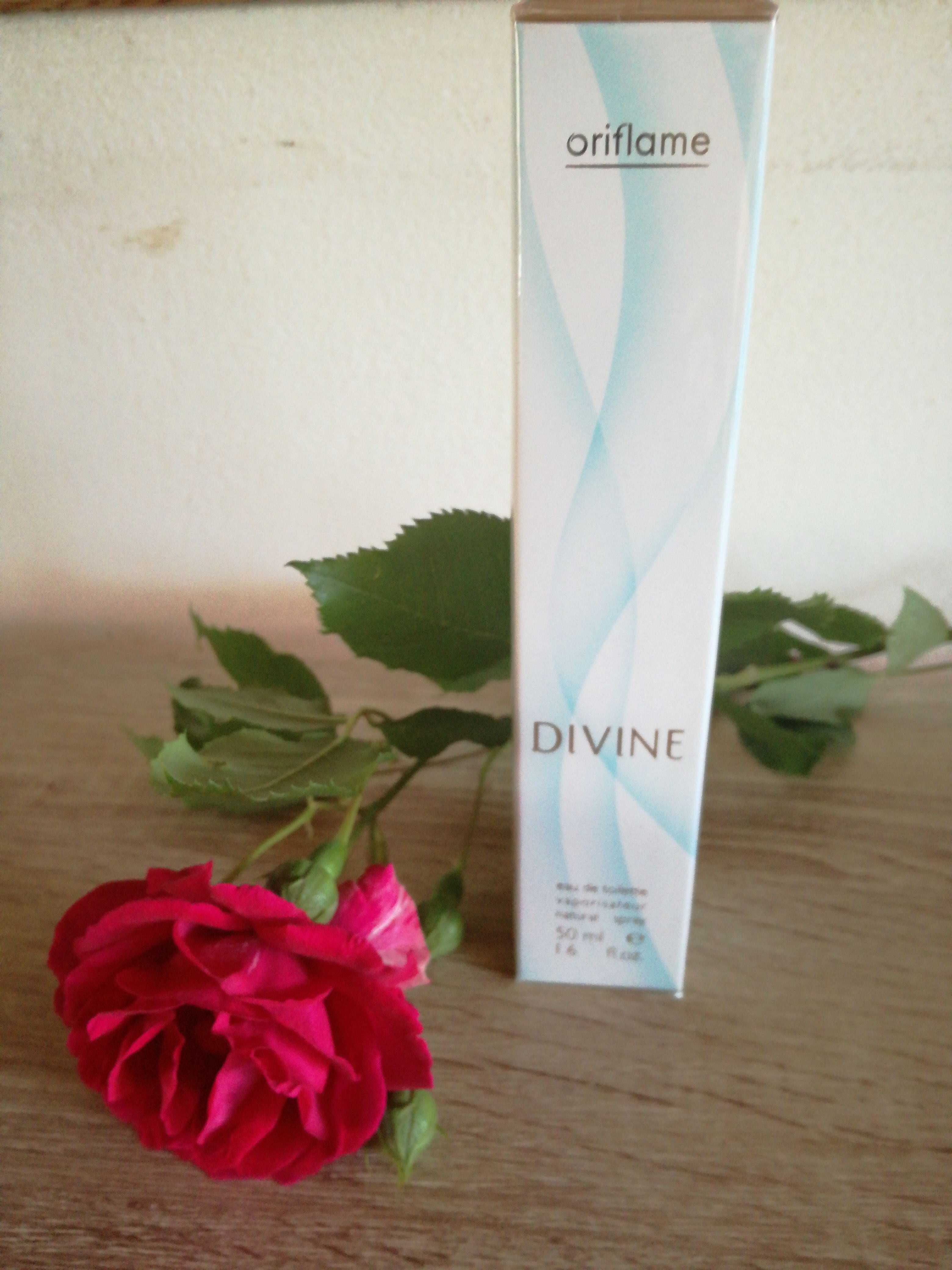 DIVINE-Eau de toilette.