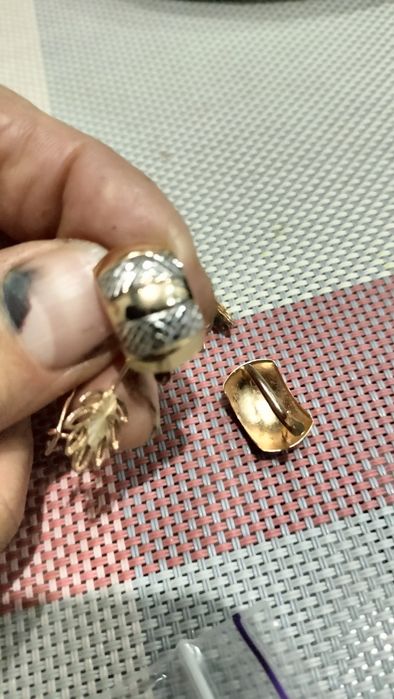 Серігі золото сережки 585 1,75 ии2,5г