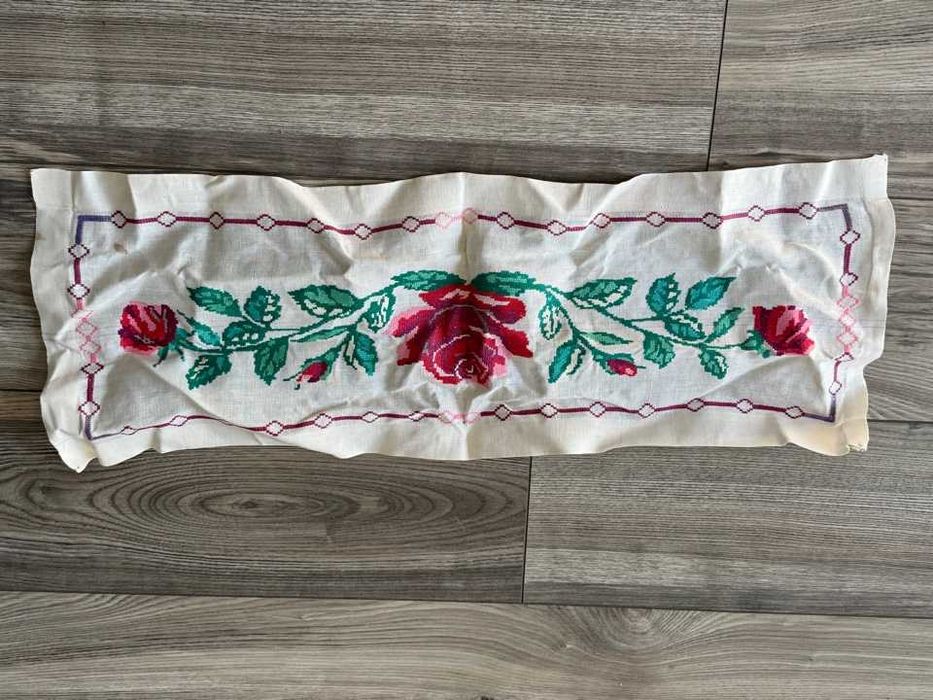 Serwetka obrus wyszywany