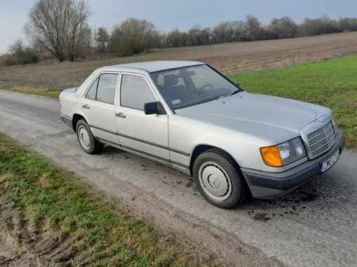 Gaz..Mercedes W124,87r. 2.0 z Gazem,hak.wtrysk mechaniczny.Cena. :13