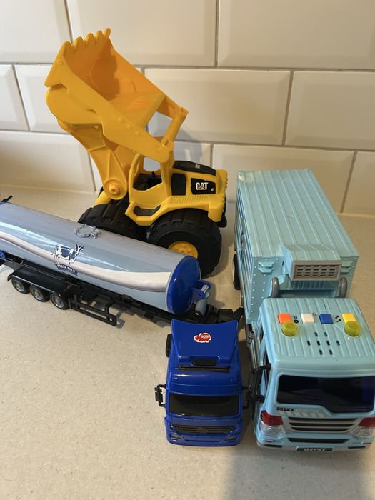 Великі машини лот