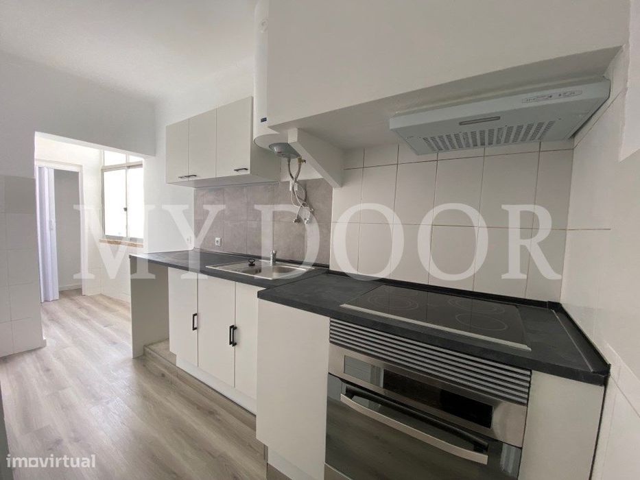 T2+1 - Moscavide - Recuperado - 4º andar - Varanda