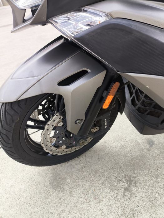 Kymco xCiting 400