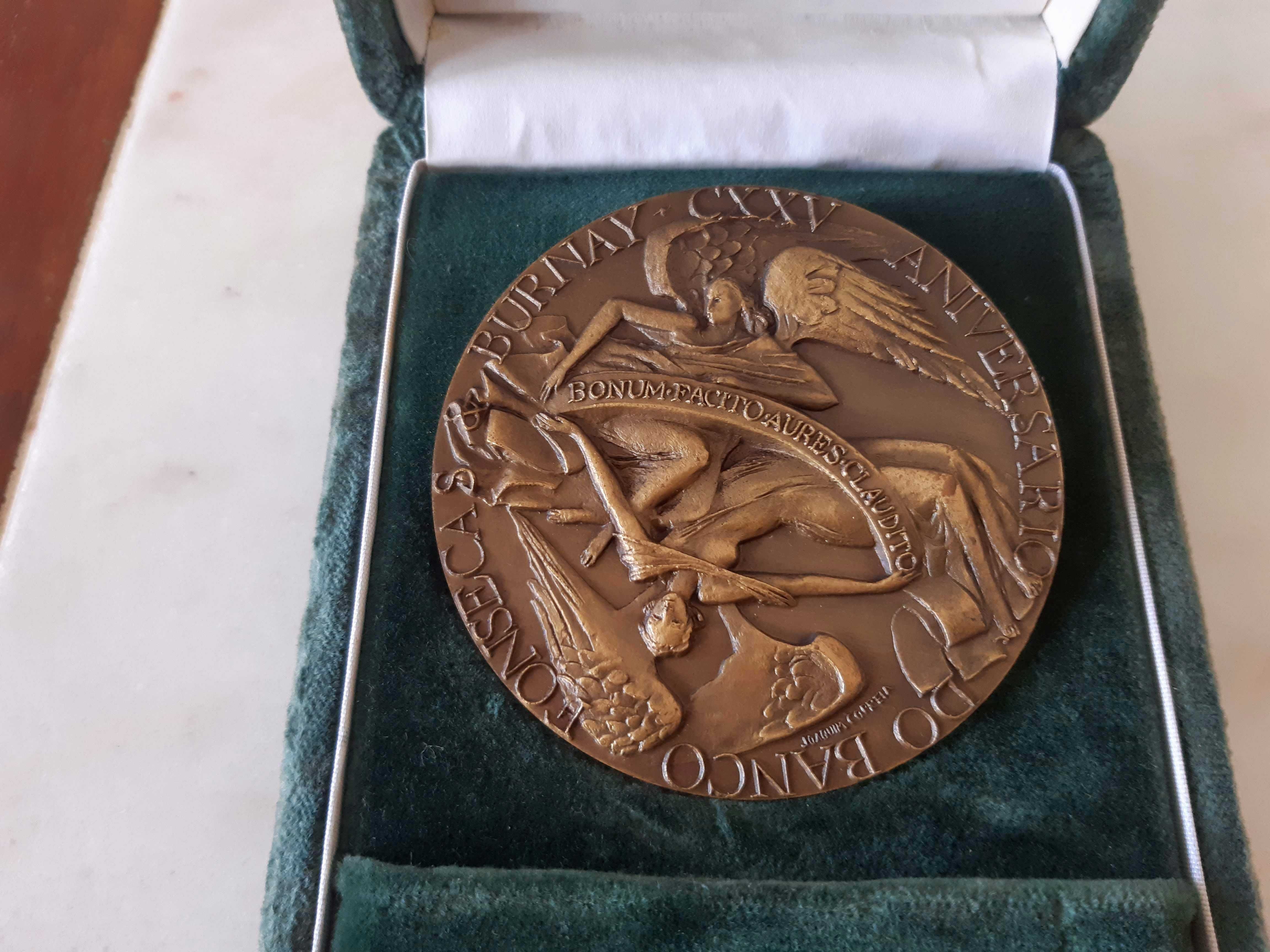 Medalha Comemorativa dos 125 anos do Banco Fonsecas & Burnay
