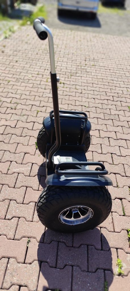 Pojazd dwukołowy typ segway Ztech ZT-43 terenowy. Hulajnoga kamper