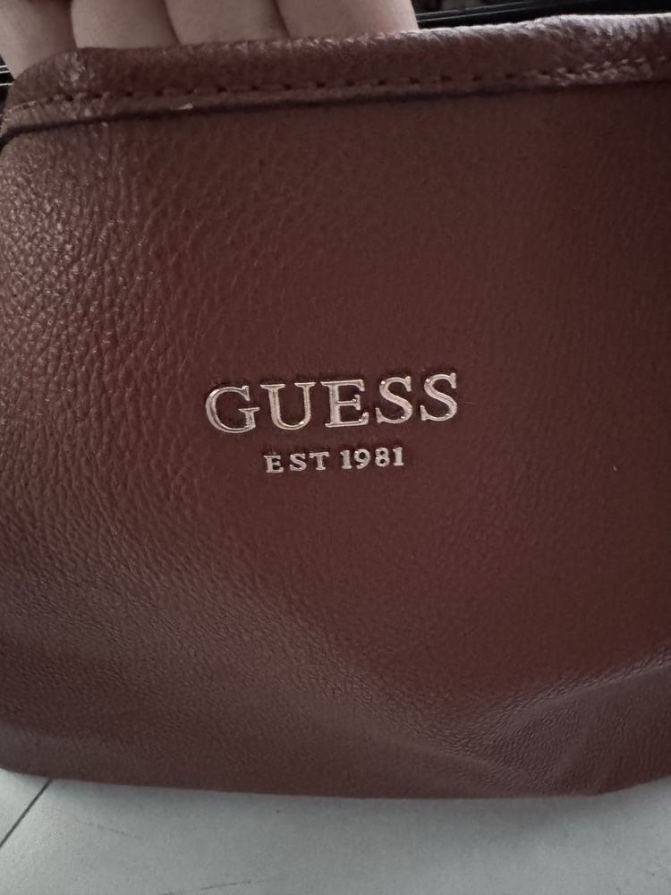 Sprzedam torebke guess