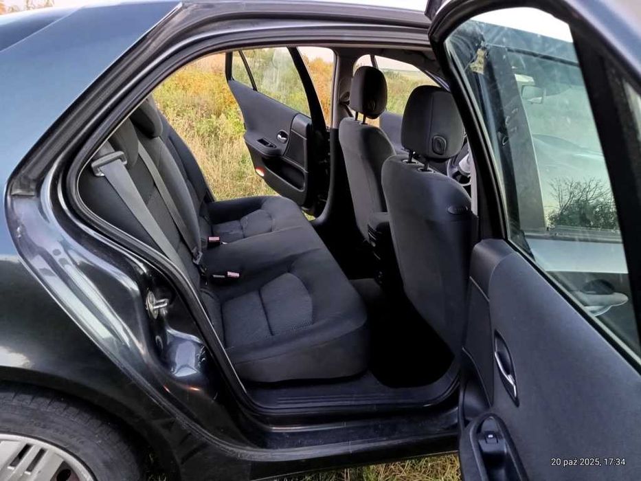 1.9dCi 110KM 6bieg CLIMA-2Strefy KOMP ABS ESP 6Air 4El.szy+lust-podgrz