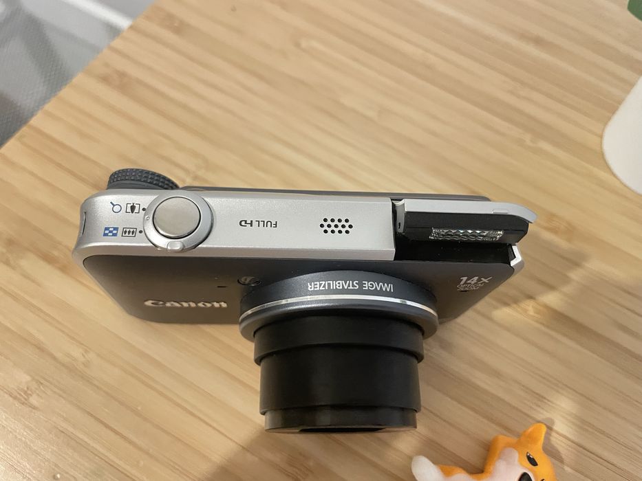 Canon PowerShot SX220 HS