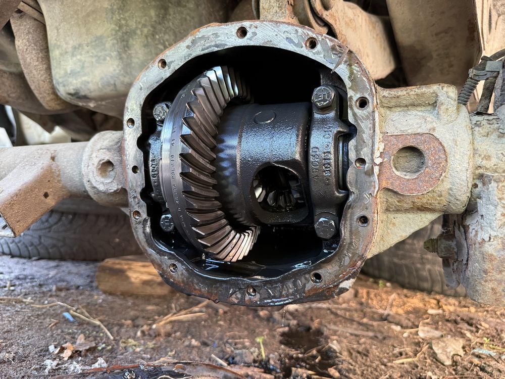 передній міст Jeep Cherokee WJ 4.0-4.7 Dana 41/11