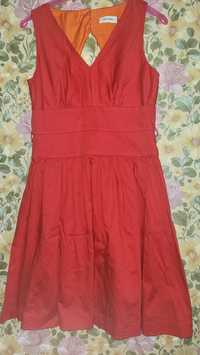 Платье красное приталенное С-М бренд Calvin Klein