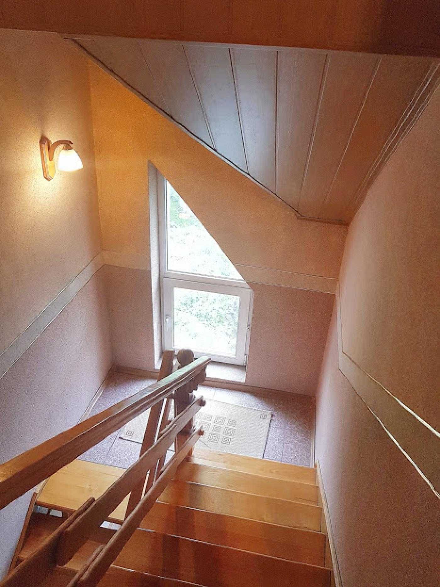 Продаж будинку під комерцію 374 кв.м.  с.Рясне-Руське