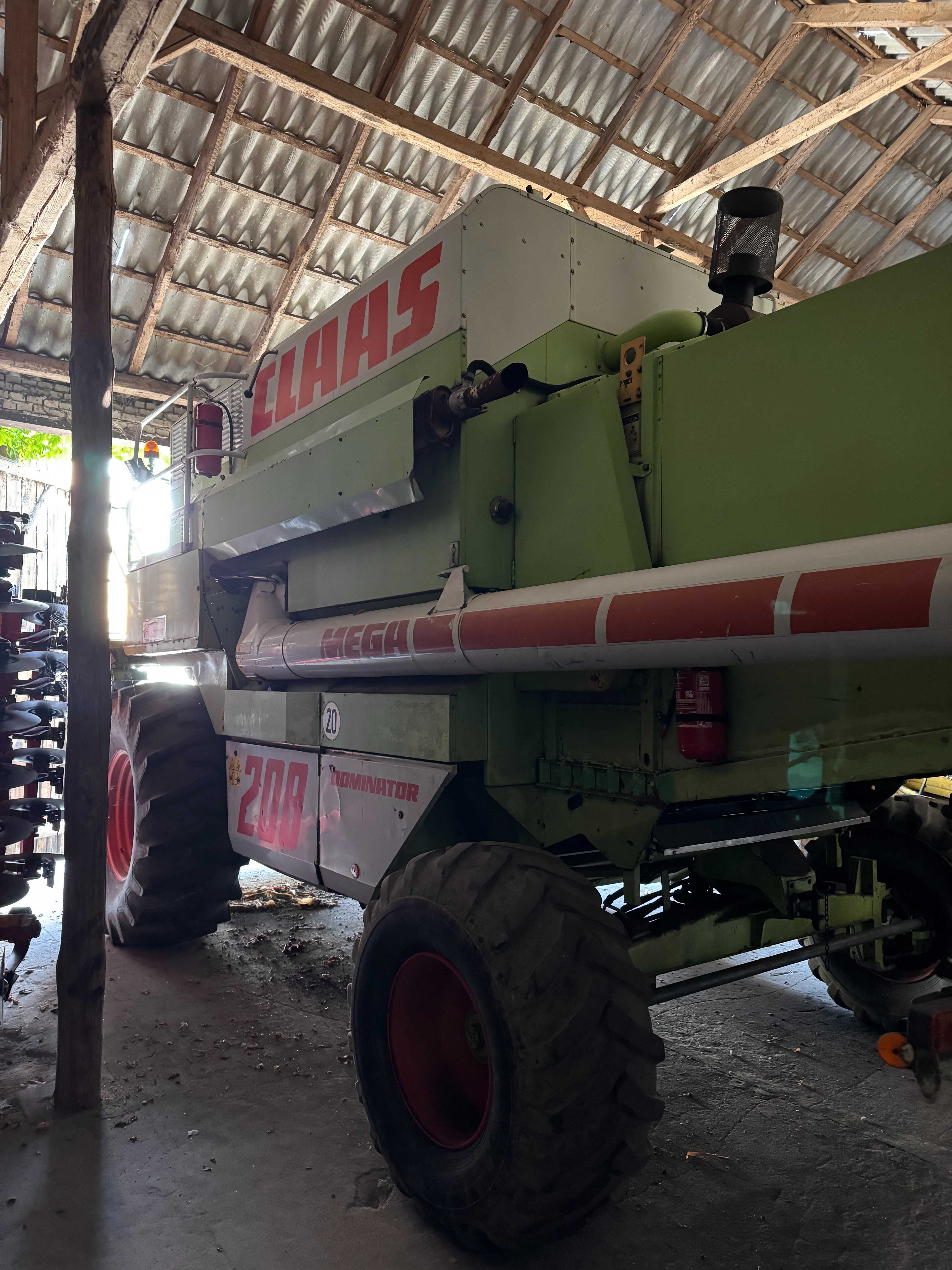 CLAAS MEGA 208 - 1997 rok - napęd 4x4 - zamiana