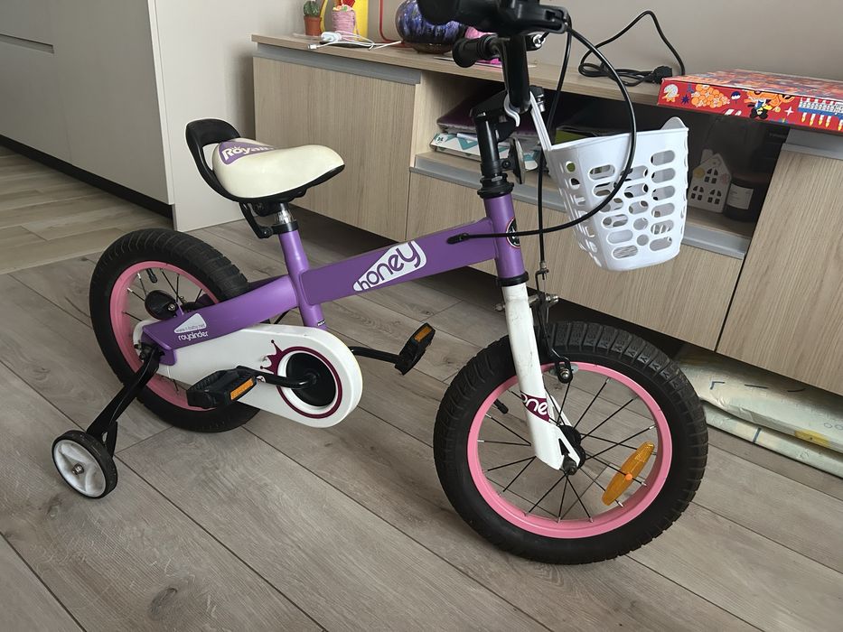 4-колісний велосипед для дівчинки