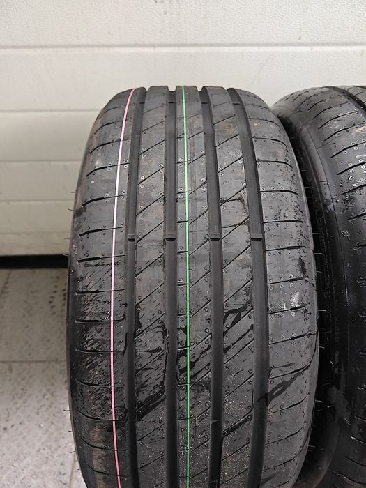 4x235/40 R19 Goodyear Eagle F1* letnie