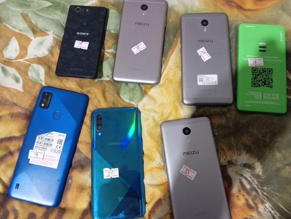 Продам робочі телефони