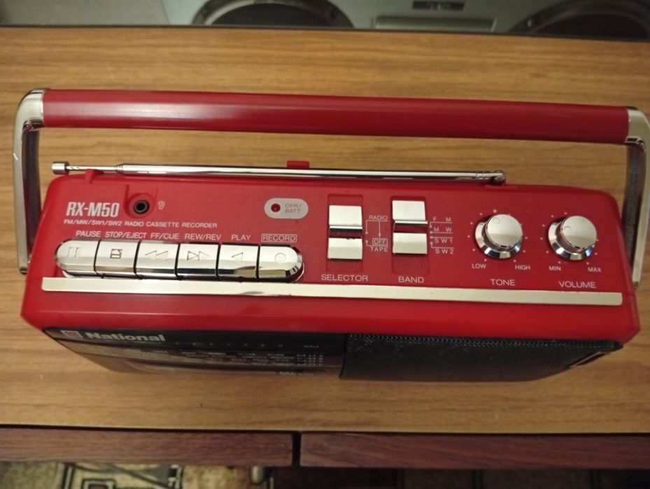Магнітофон National RX-M50.