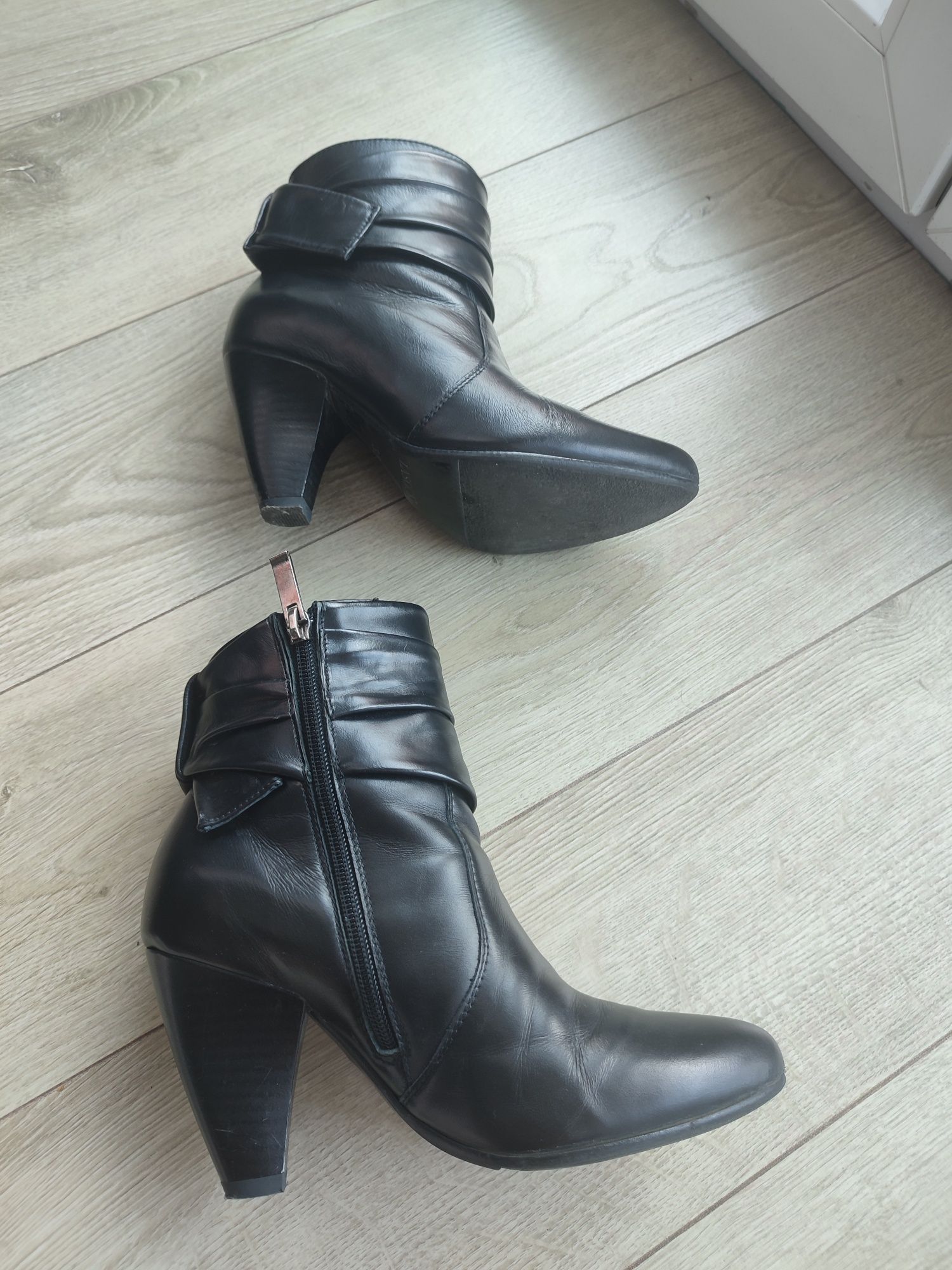 2x buty zimowe kozaki botki, szpilki Lasocki CCC rozmiar 35