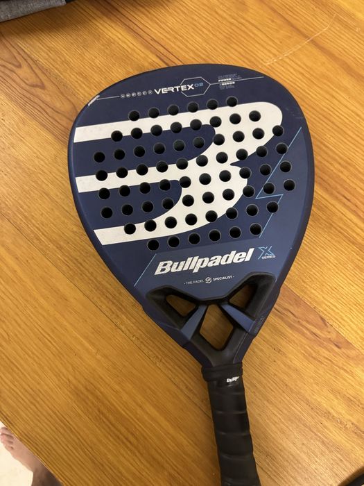 Raquette de padel bullpadel