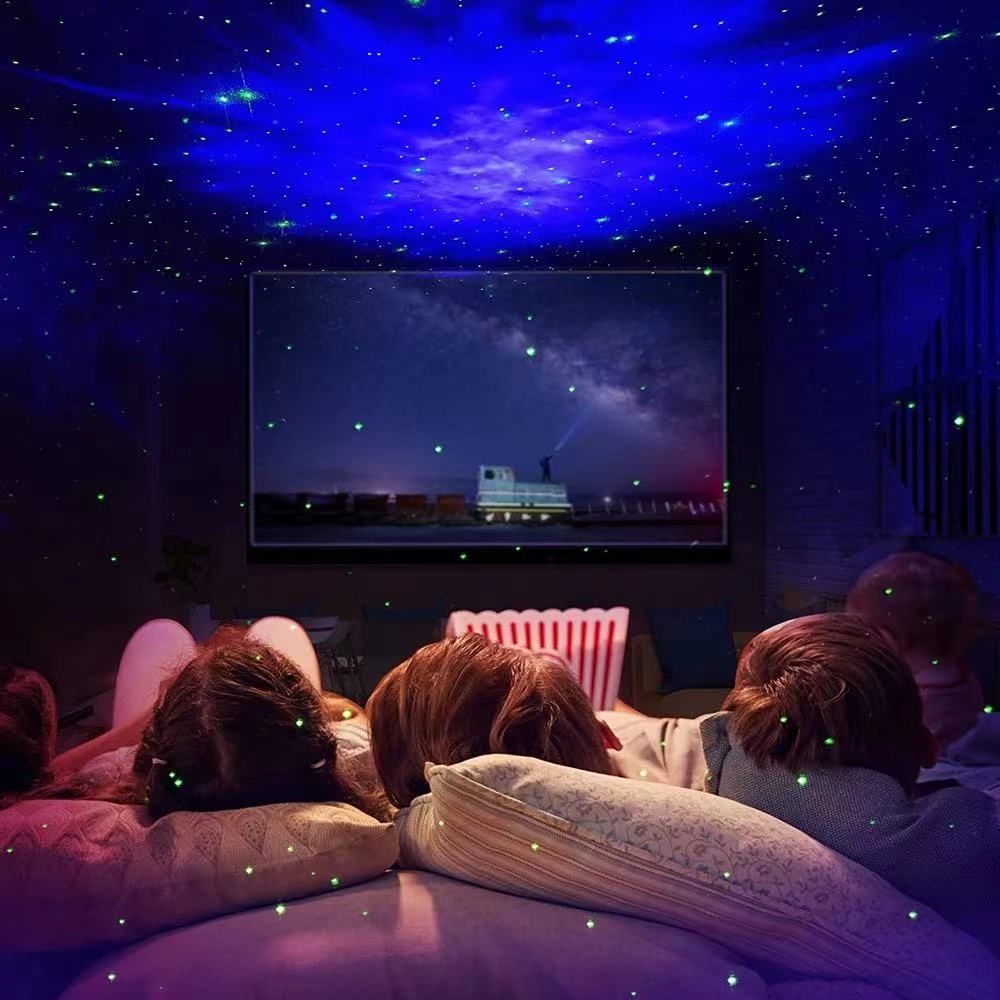 PROJEKTOR GWIAZD NIEBA LED lampka nocna astronauta