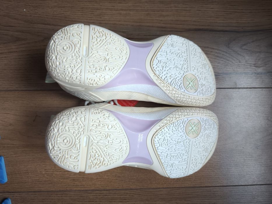 Баскетбольні кросівки Li ning shadow 6v2