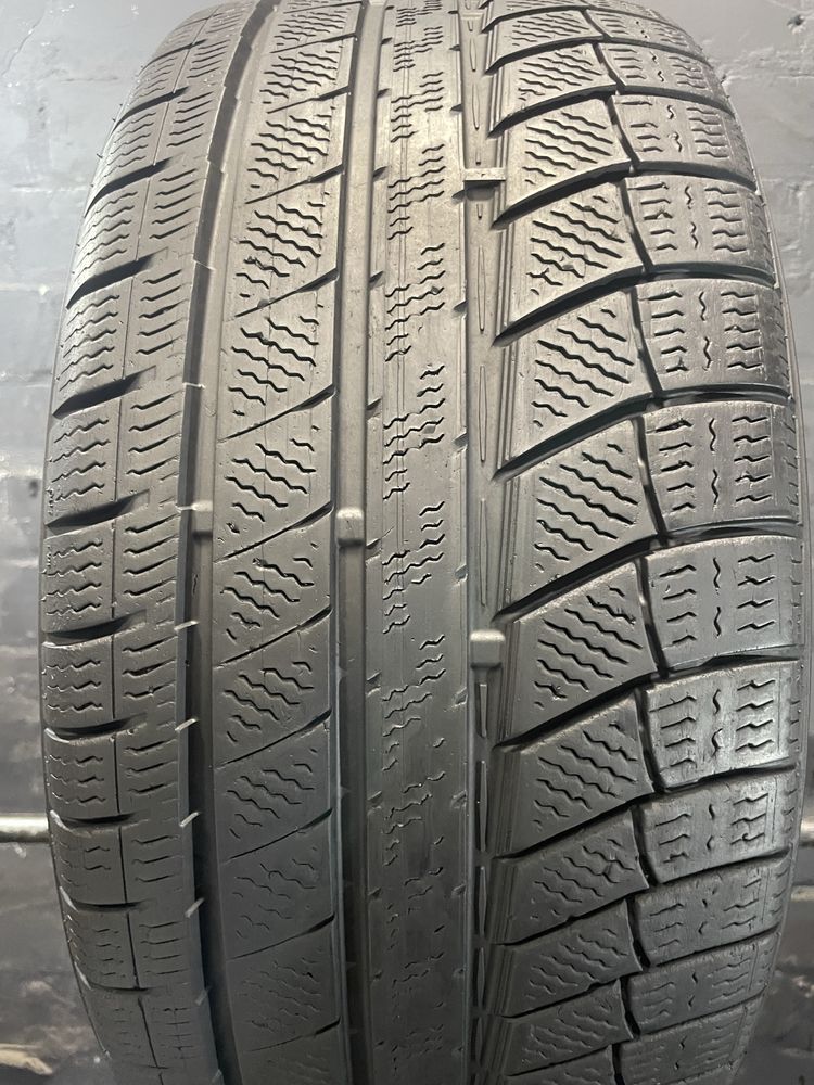 1шт 245/45 R17 Davanti Wintoura +
