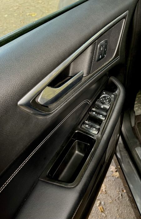 Авто Ford edge titanium