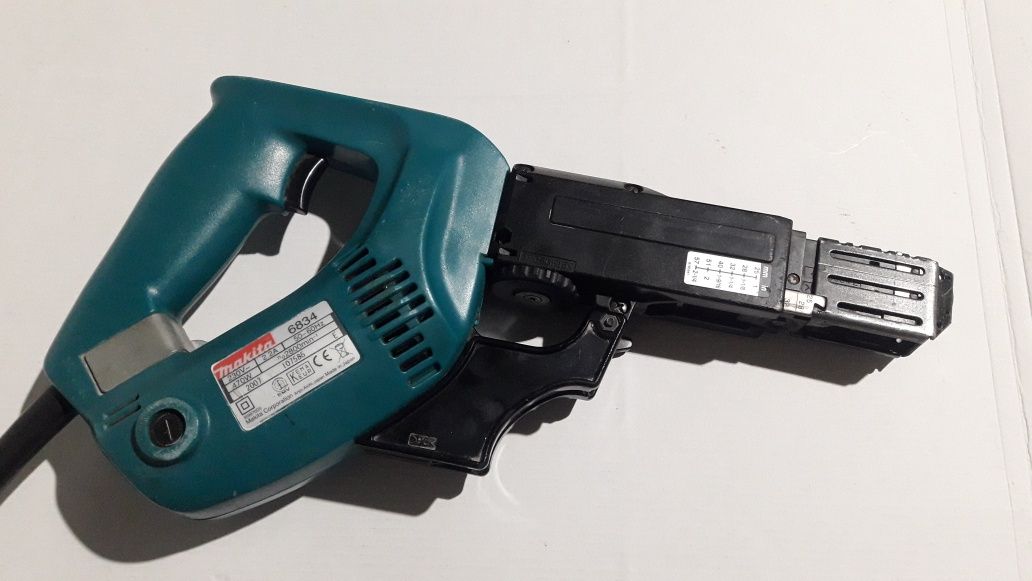 Makita 6834 wkrętarka taśmowa sieciowa