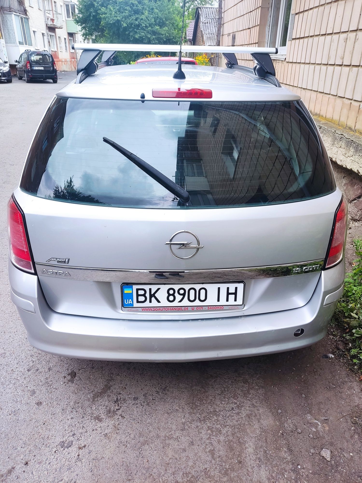 Опель Астра H 1.9