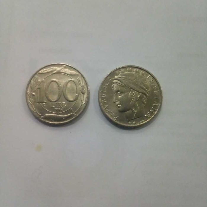 Lindas unidades de moedas italianas de 100 liras