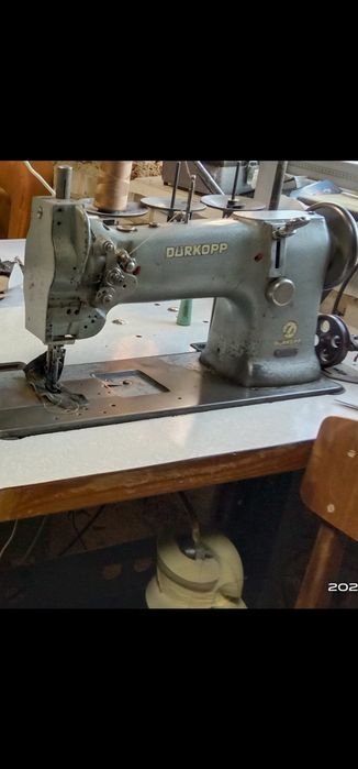 Швейна машина Durkop