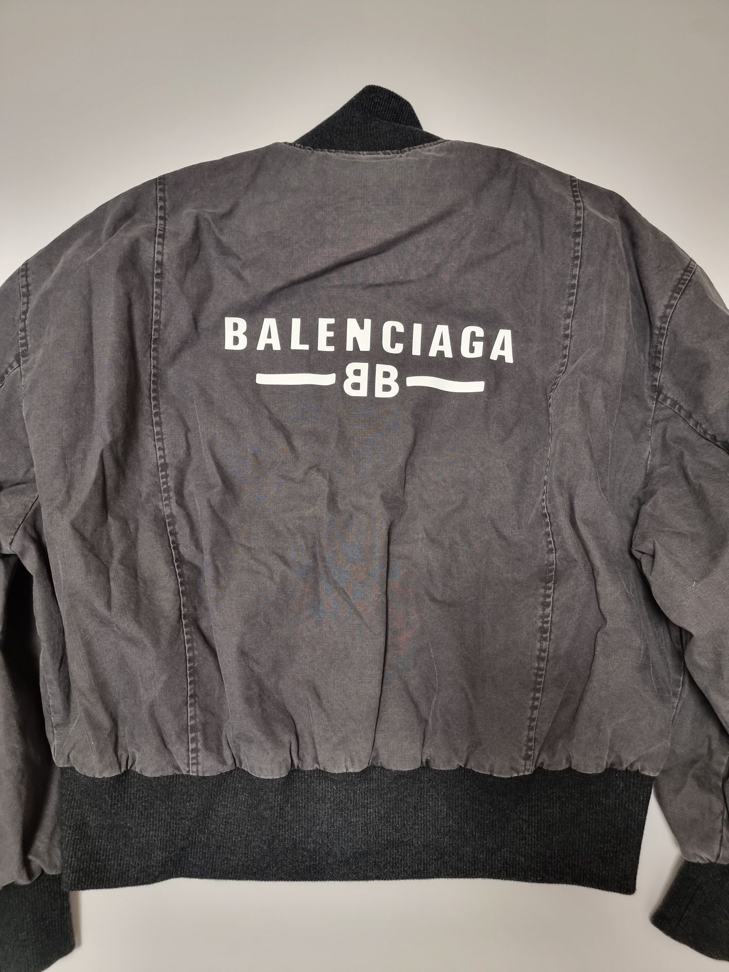 Balenciaga куртка бомбер л оверсайз