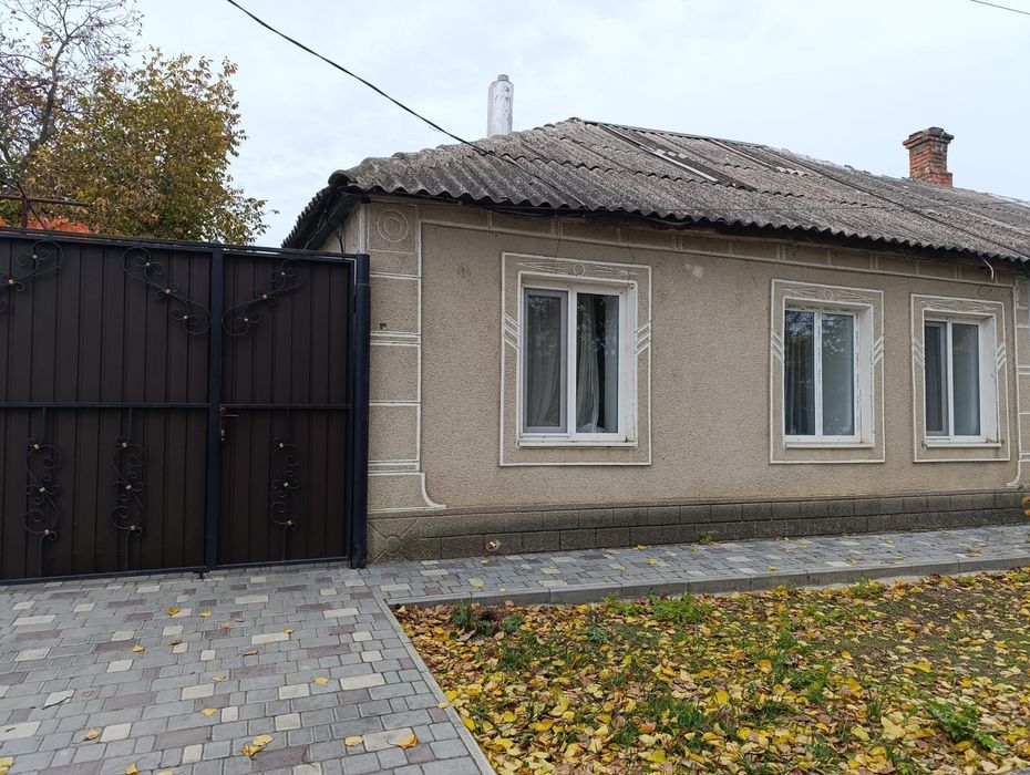 Продам дом недалеко от рынка