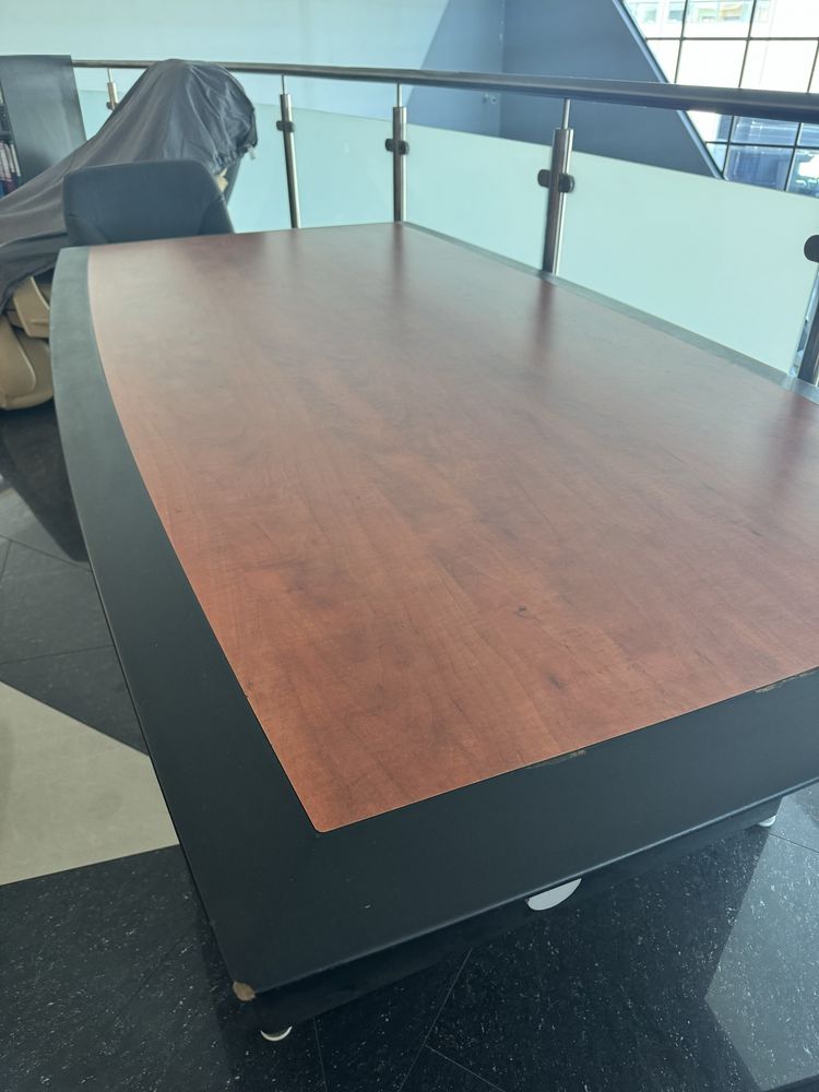 Piękny, solidny duży stół / biurko