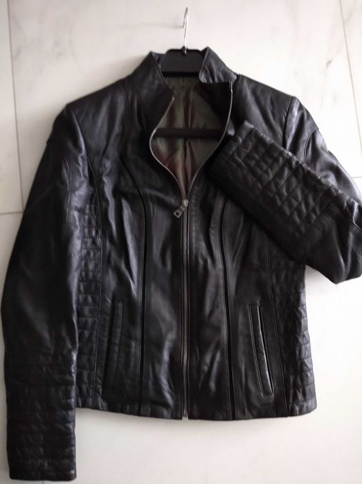 Новая курточка натуральная кожа! Размер С