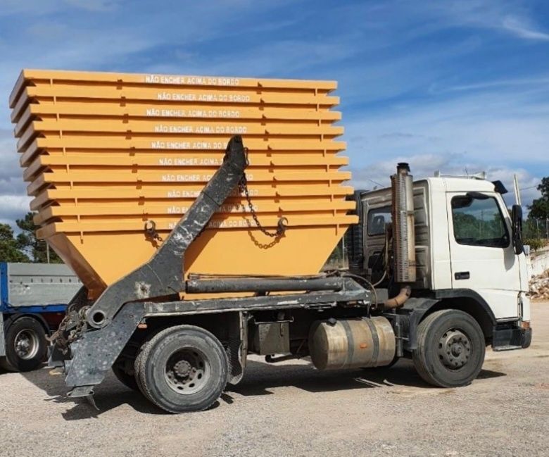 CONTENTORES p/ recolha e transporte de todo o tipo de entulho de obras