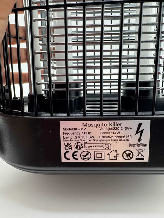 Elektryczna lampa pułapka przeciwko owadom komary muchy osy