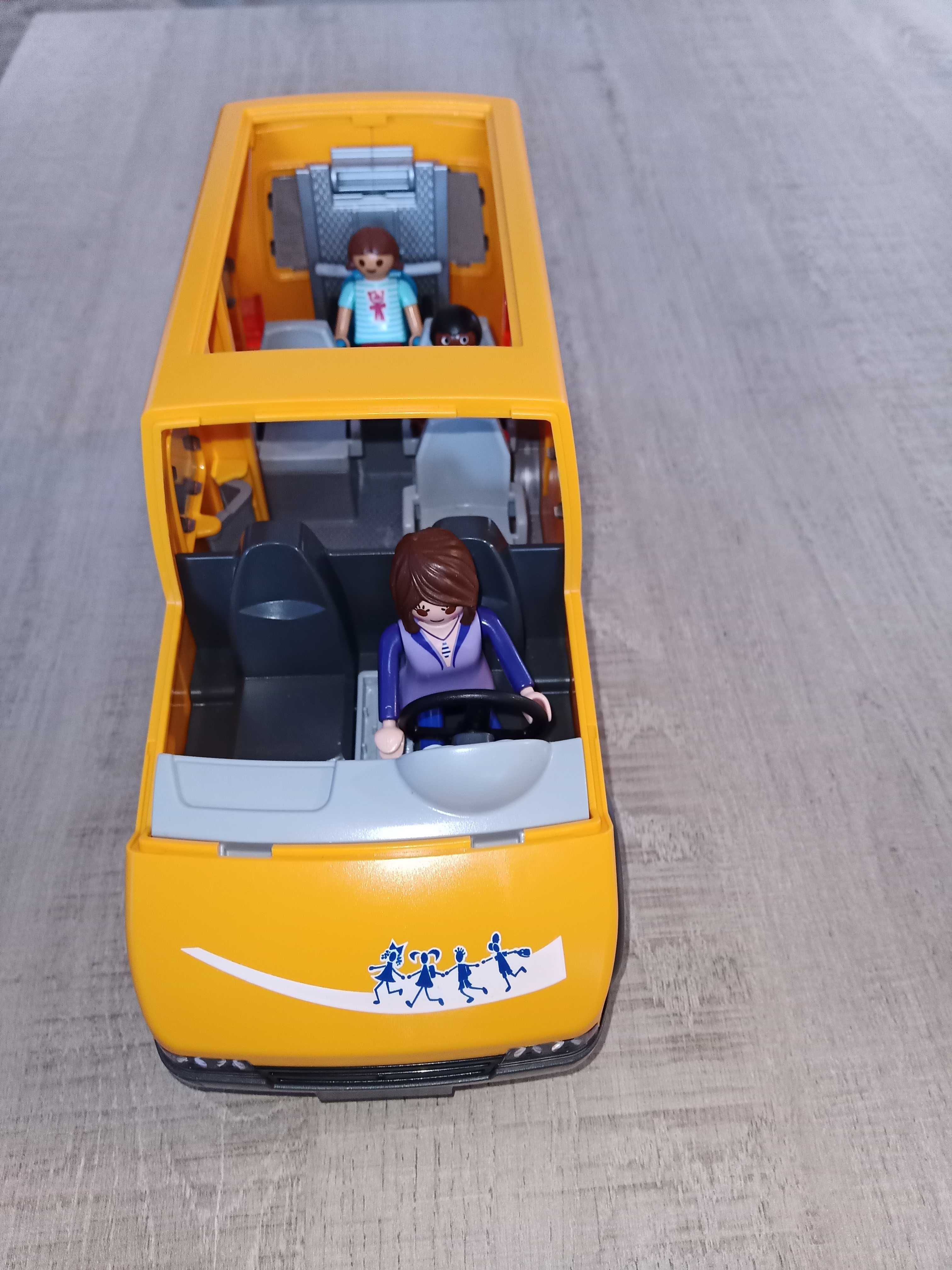 Autocarro escolar Playmobil