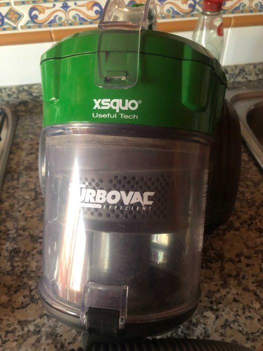 Aspirador sem saco, prático, moderno e versátil