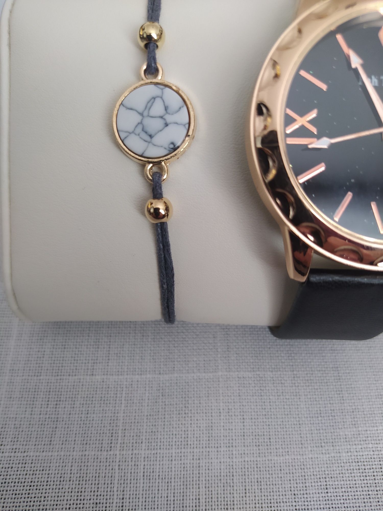 Damski zegarek i bransoletka komplet biżuterii