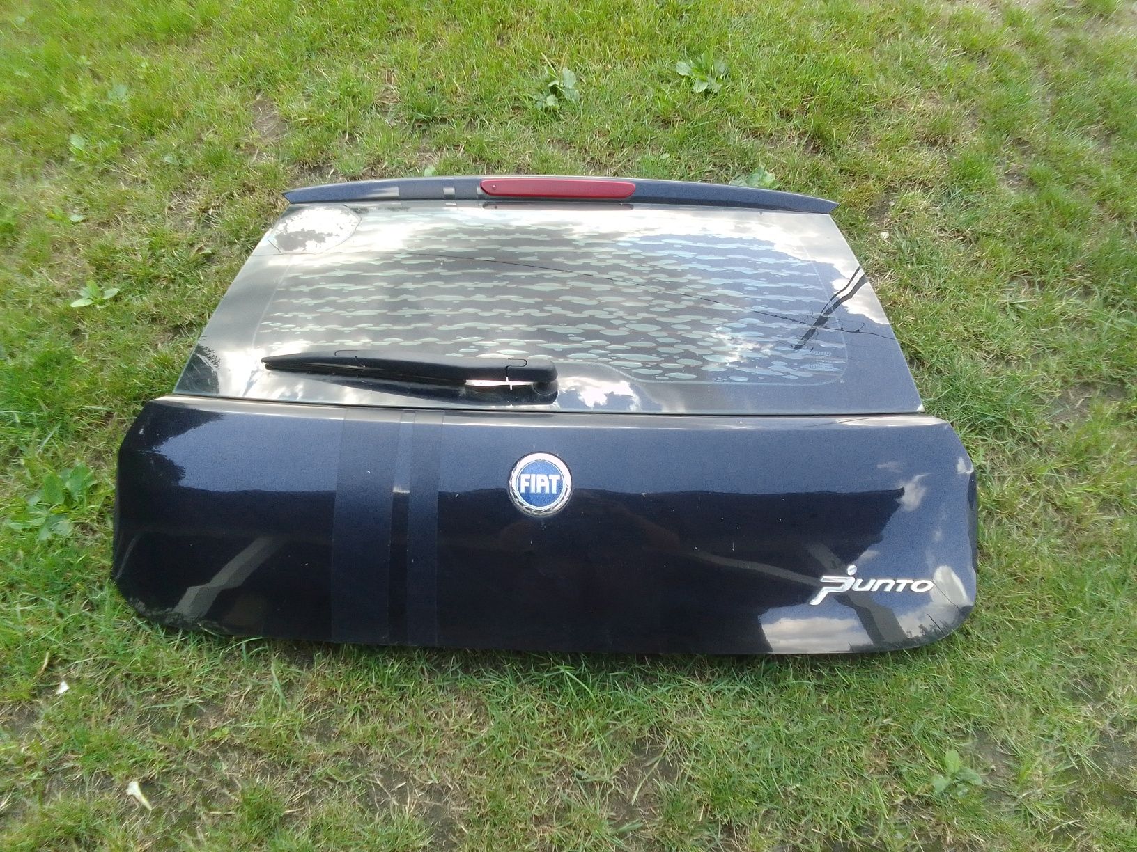Klapa tylna bagażnika Fiat Grande Punto rok 2005 kolor czarny 3 drzwi