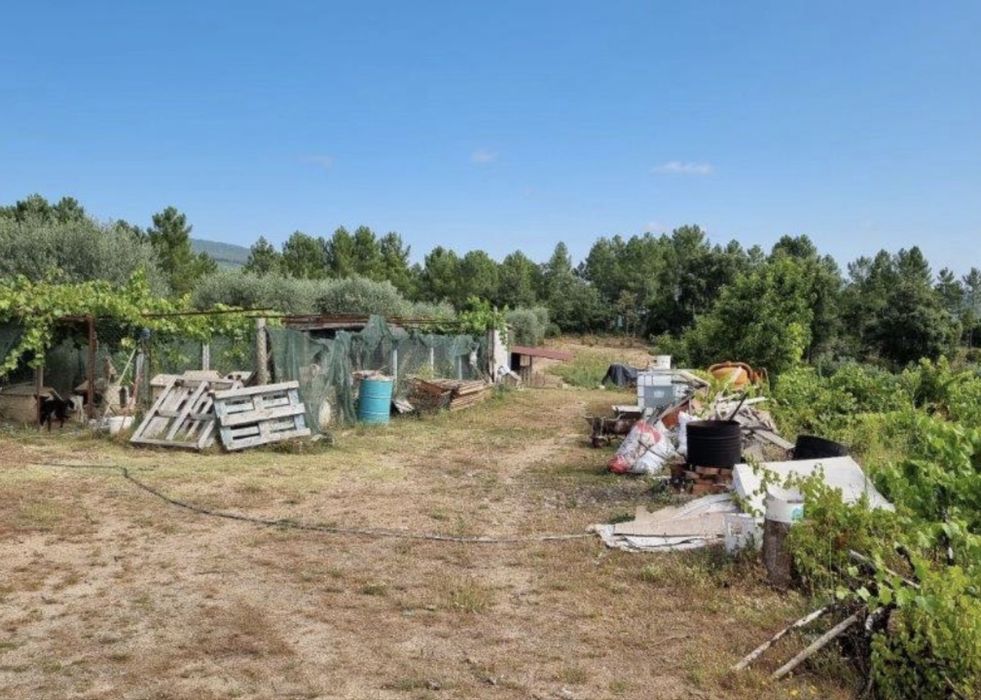 1/3 do terreno de 3400m2 em Vidago