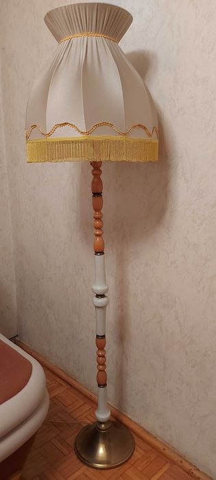 lampa stojąca z abażurem  vintage , nowa niższa cena