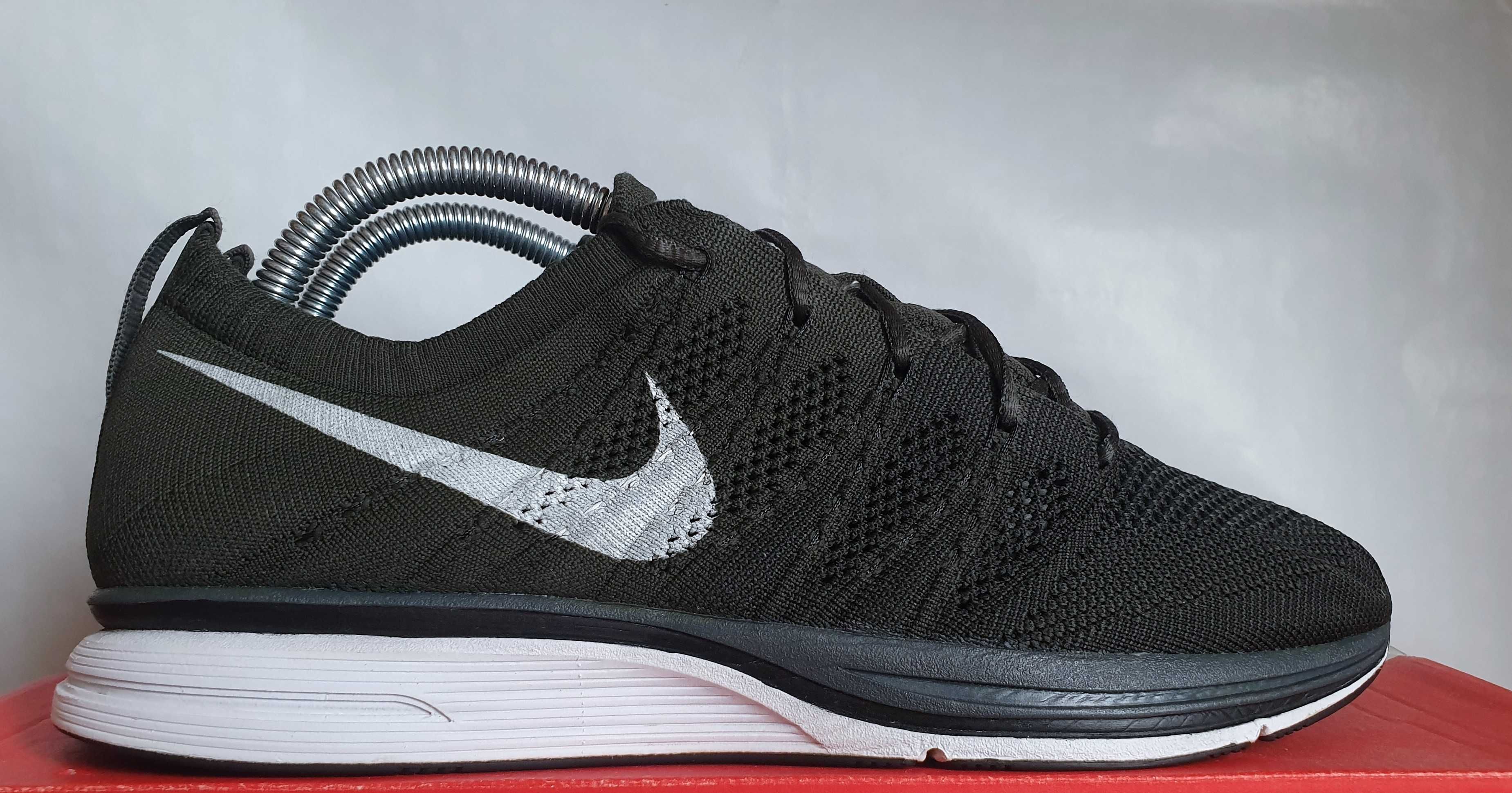 Nike Flyknit Trainer+ Sequoia 2012 42EUR/8.5US/26.5CM